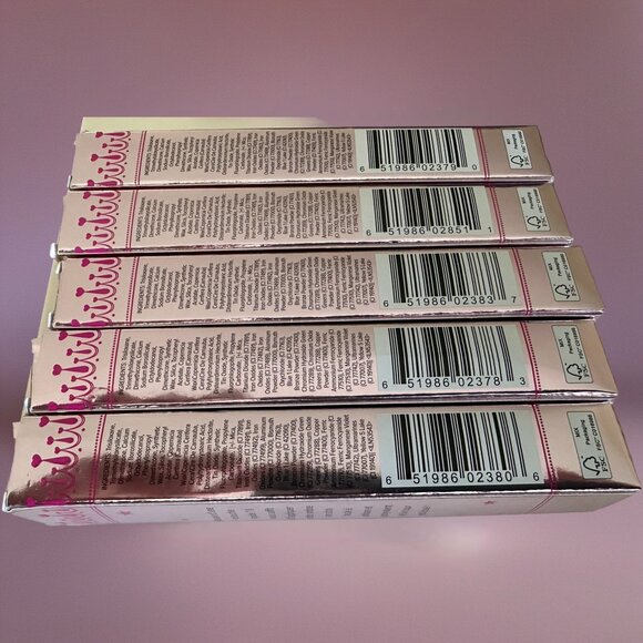 Too Faced Quickie Queen Cream Eye Shadow Stick – 1.5 g / 0.05 oz - Picture 5 of 14